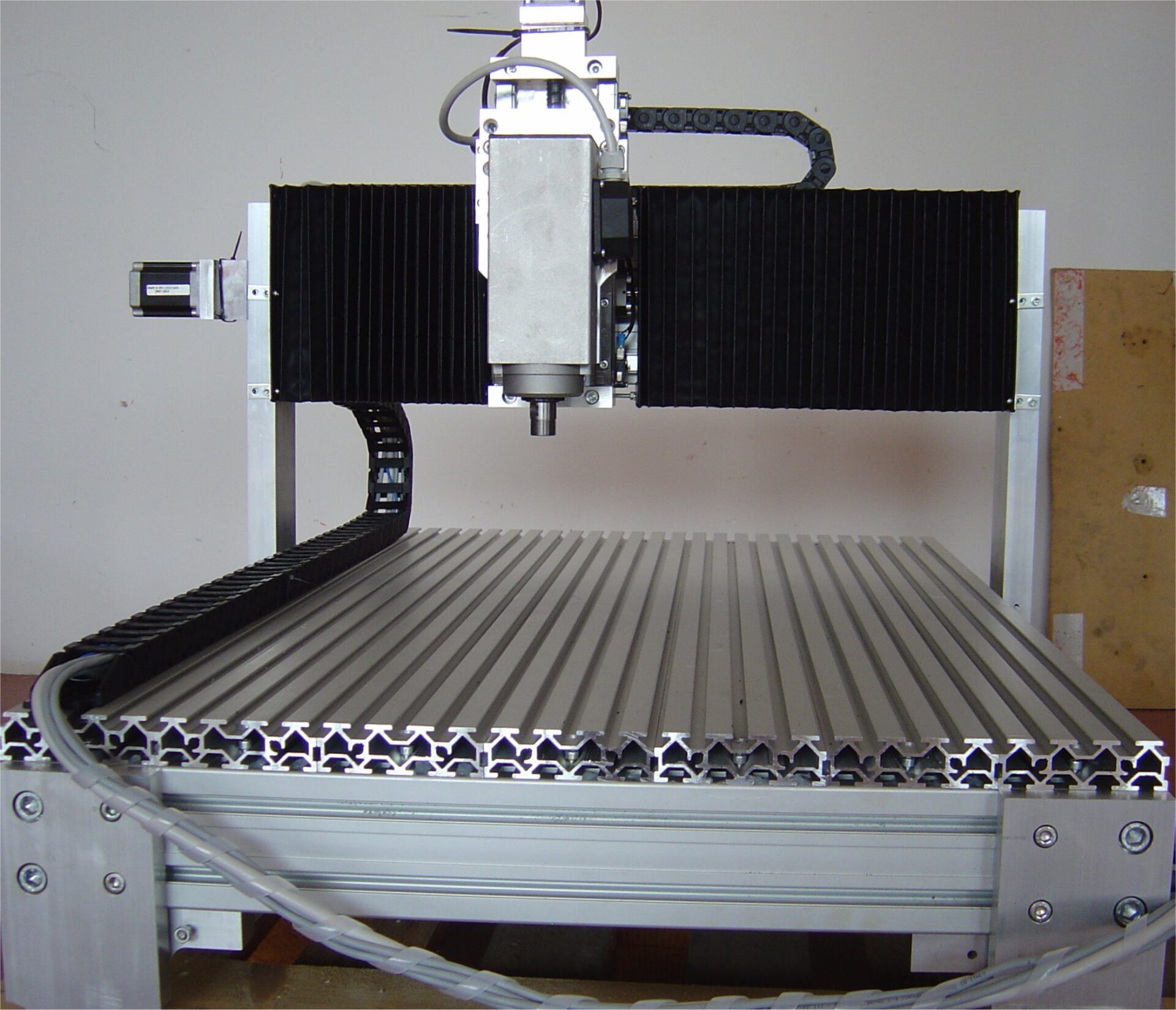 Pantografo CNC per legno plastica alluminio ottone CNIKA 100