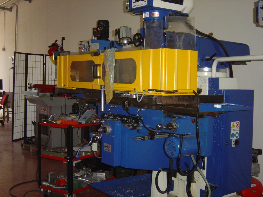 Officina CNIKA, reparto produzione