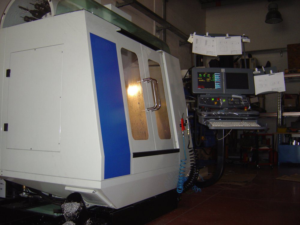 Officina CNIKA, assemblaggio
